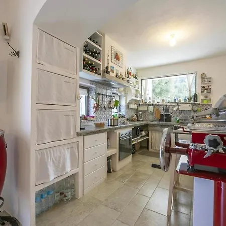 Rebeatrullihome With Pool Villa Fasano